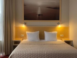 Comfort Double Room | Select Comfort beds, in-room safe, desk, iron/ironing board