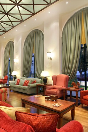 Reception hall - Volos Palace (Volos)