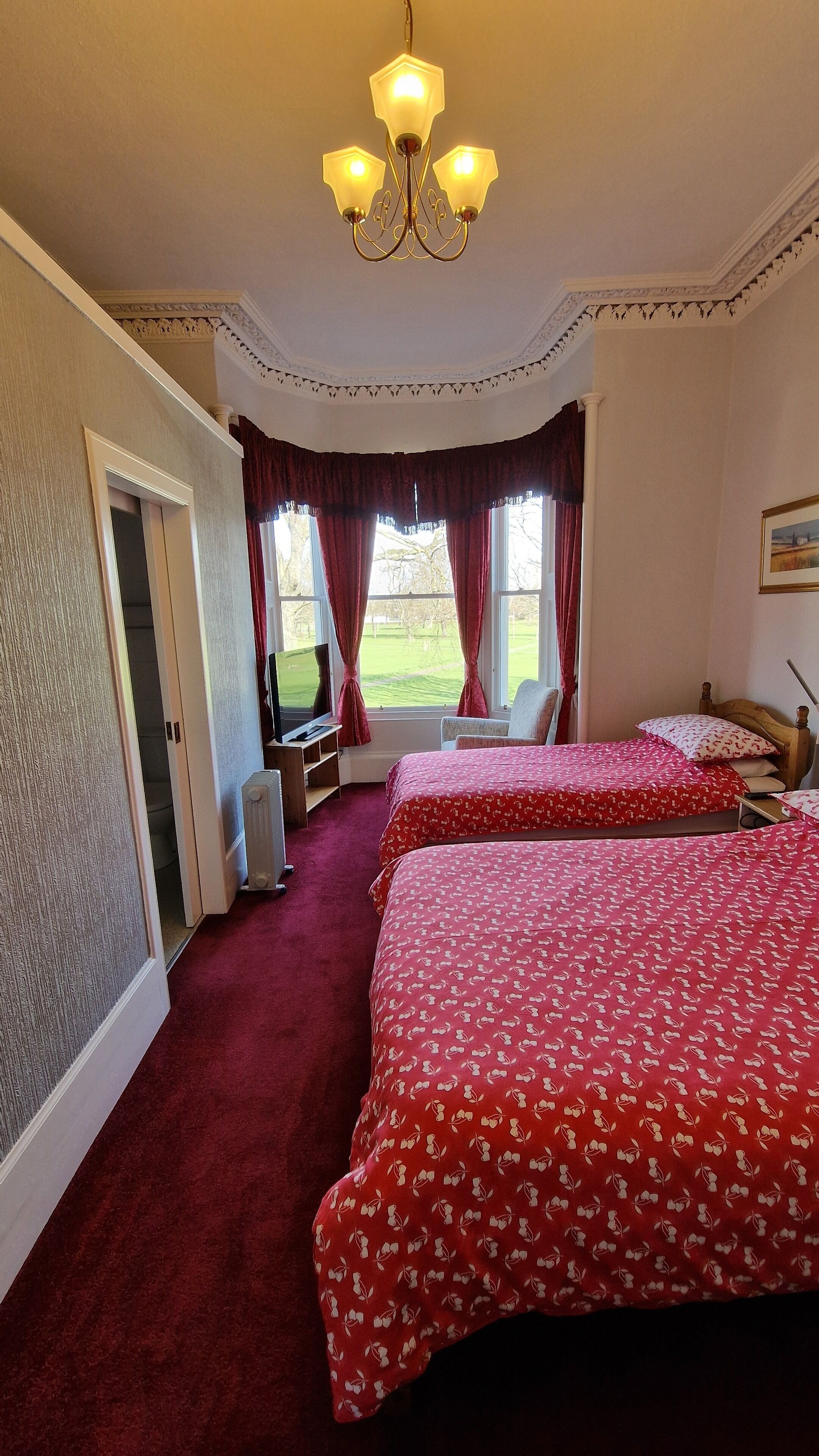 Quarto casal ou duplo, suíte | Escrivaninha, Wi-Fi de cortesia