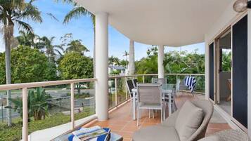 3-Bedroom Riverfront Apartment | View from room