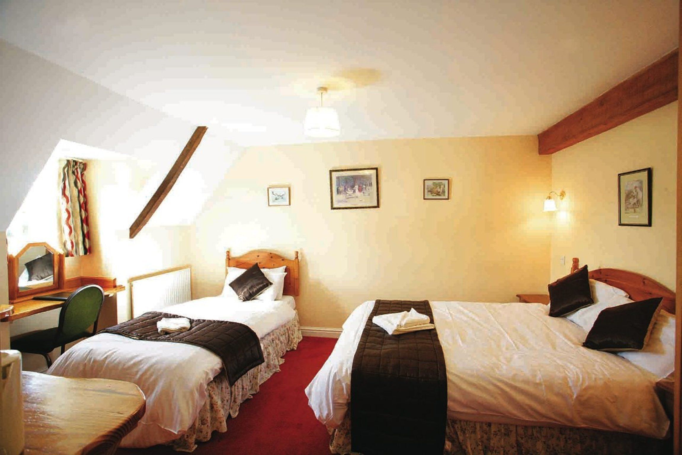 Premium bedding, individually decorated, individually furnished, desk