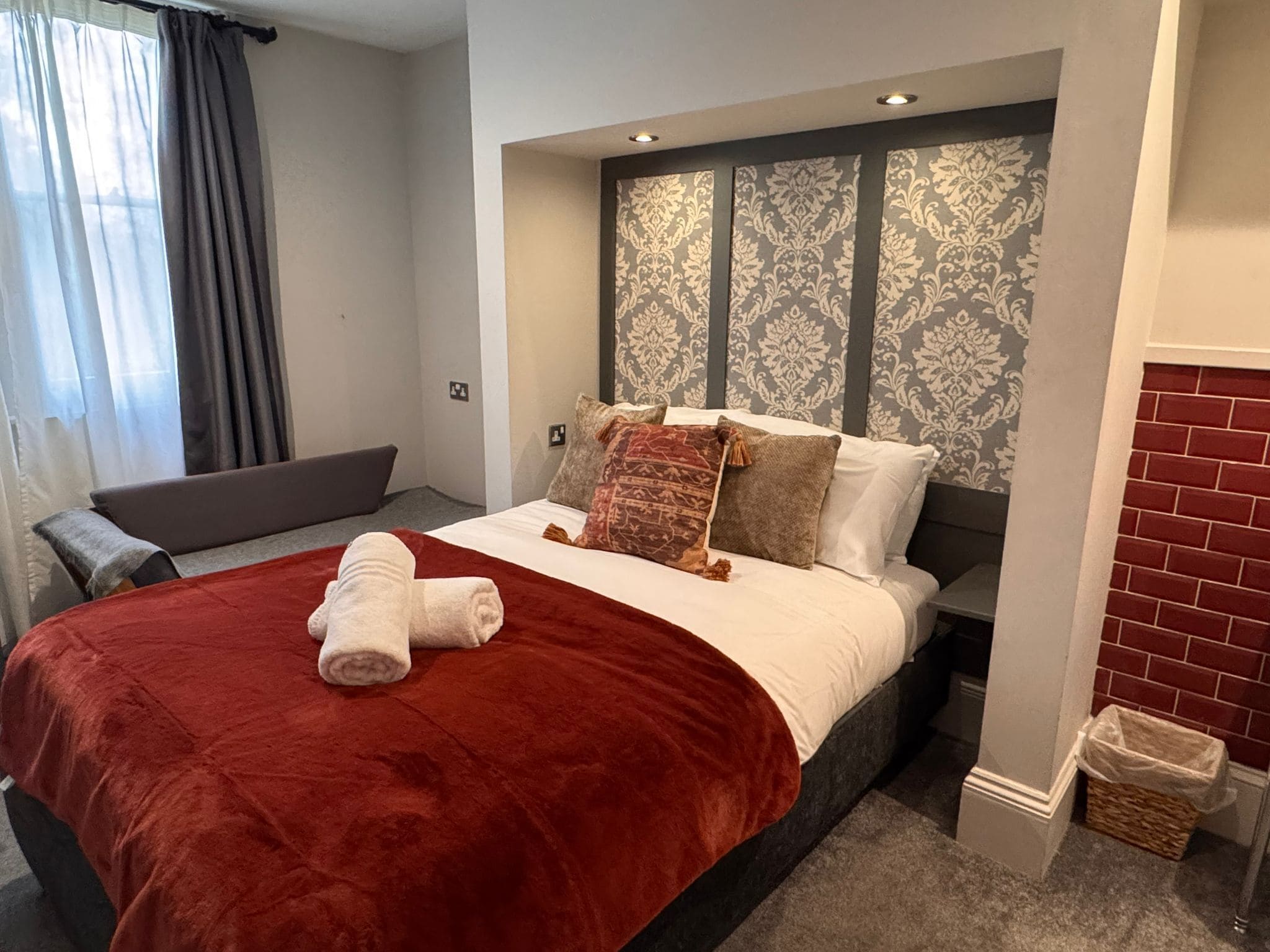 Quarto casal econômico, banheiro compartilhado, vista para o parque (7)