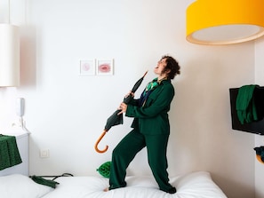 Standardzimmer, 1 Doppelbett | Schreibtisch, Verdunkelungsvorhänge, Bügeleisen/Bügelbrett