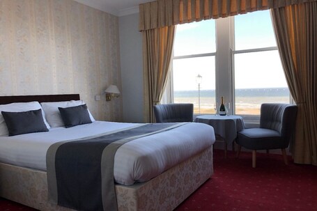 Swn Y Mor Hotel - Image 41