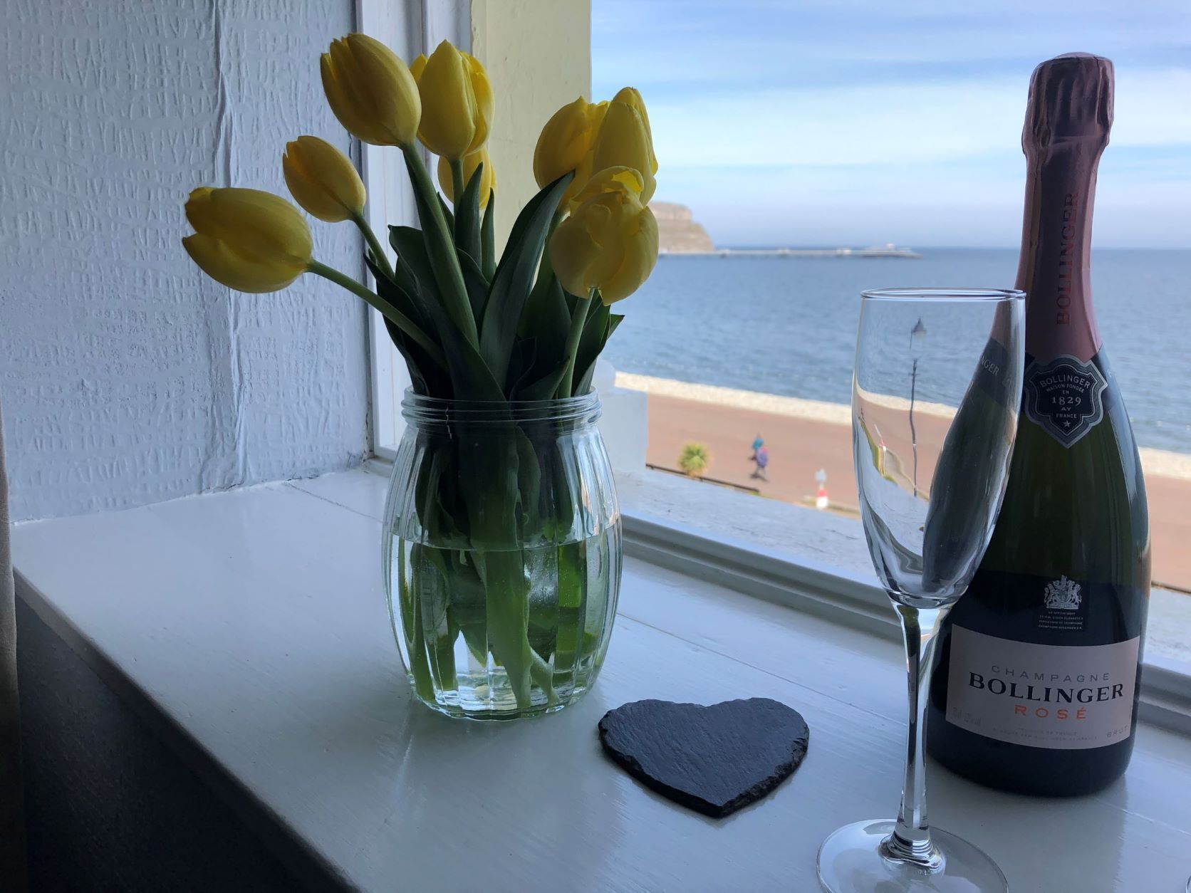 double room, ensuite, sea view (second floor) | food and drink