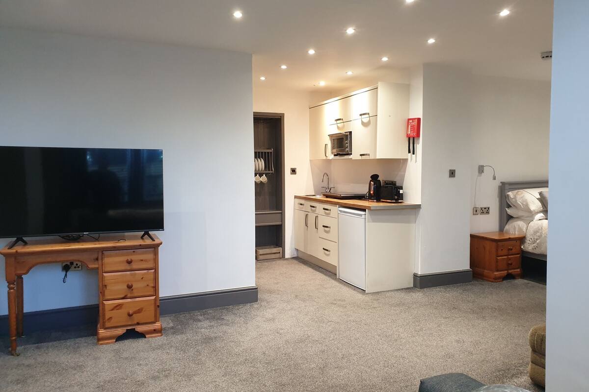 apartment, ensuite (sea front apartment) | 1 bedroom, free wifi