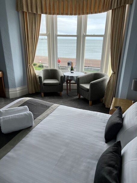 Swn Y Mor Hotel - Image 8