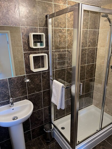 Swn Y Mor Hotel - Image 12