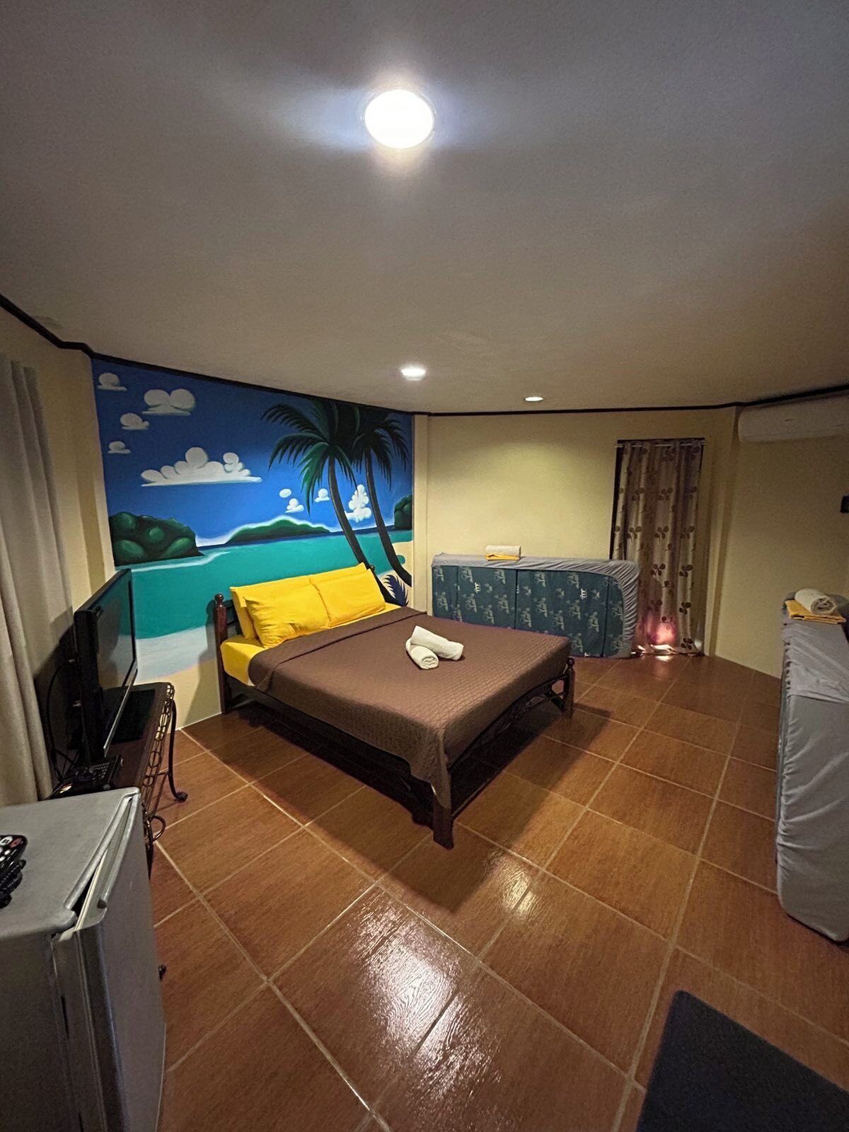 Superior Room | Minibar, in-room safe, individually decorated, individually furnished