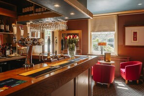 Bar (on property) - The Old Orleton Inn (Telford)