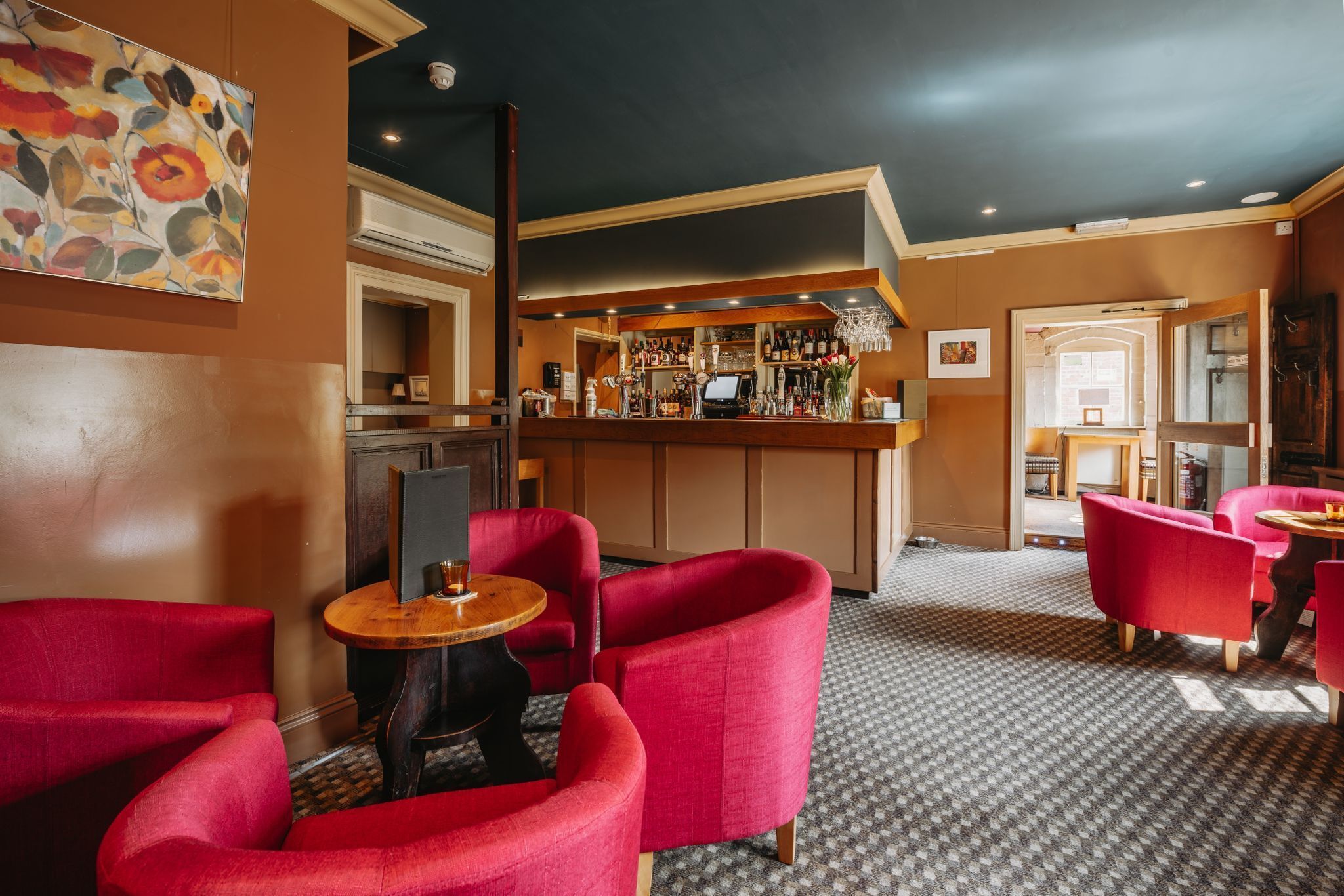 Bar (in der Unterkunft)