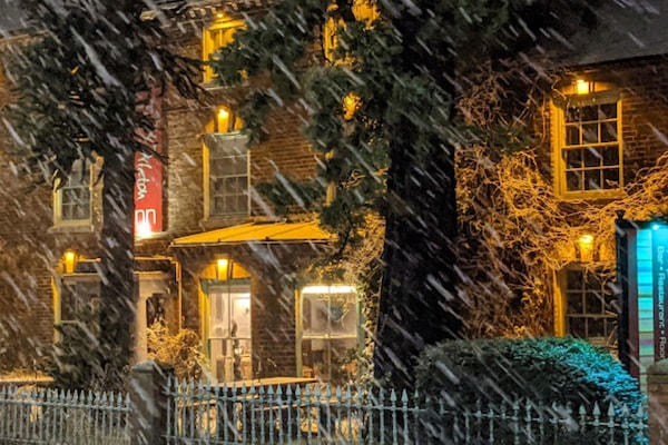 Façana frontal de l'allotjament