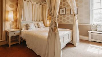 Superior Four Poster Room, King Bed | Minibar, in-room safe, individually decorated, individually furnished