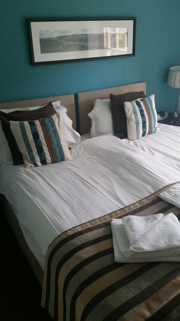 In-room safe, iron/ironing board, rollaway beds, WiFi