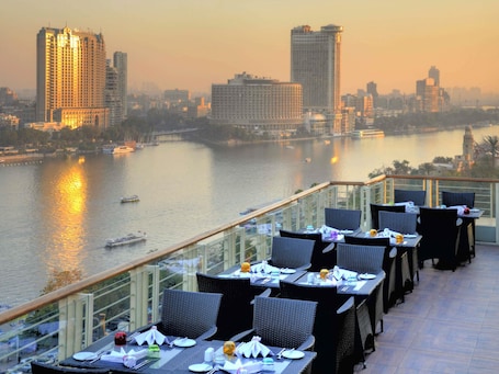 2 restaurants; breakfast, lunch, dinner, and brunch served. Novotel Cairo El Borg
