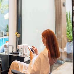 Hair salon