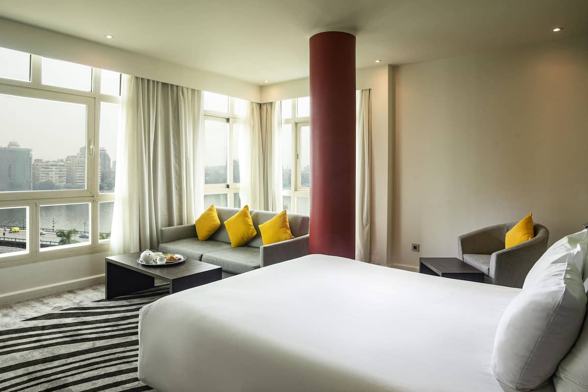 Junior Suite, 1 Double Bed with Sofa bed