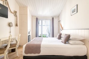 Premium bedding, Select Comfort beds, in-room safe