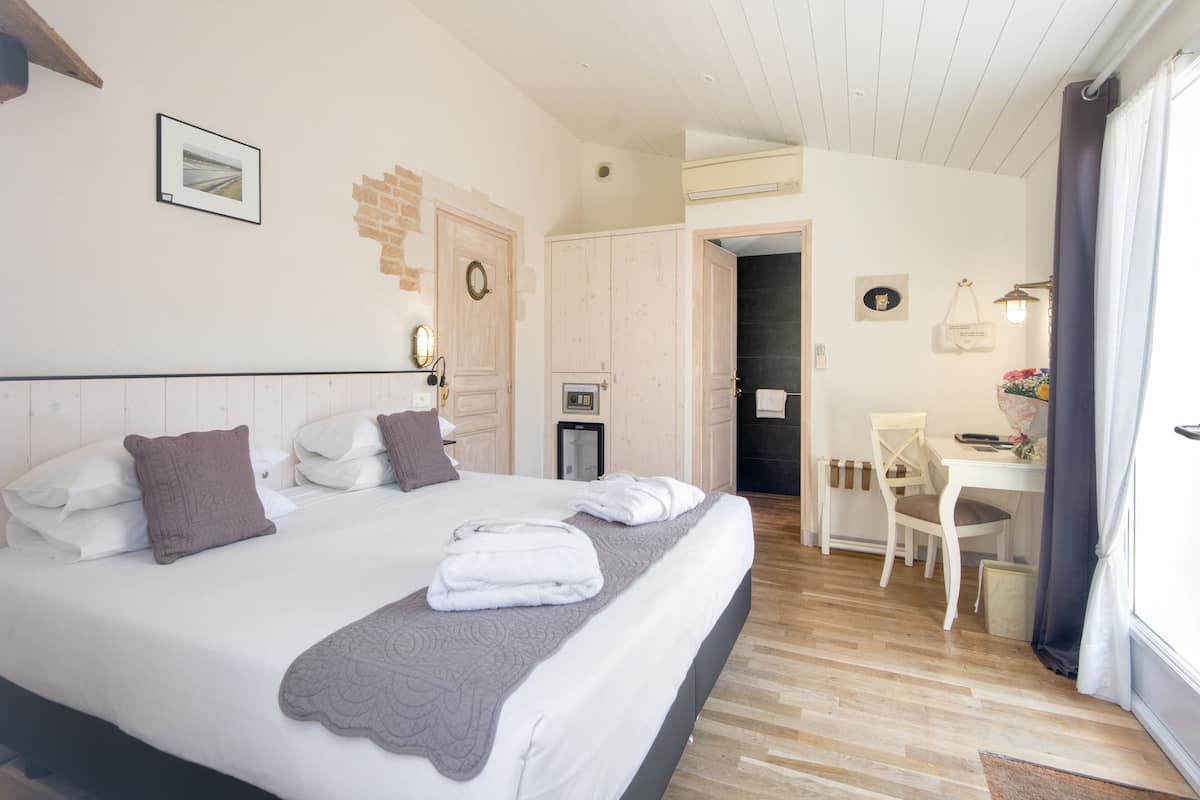 Rum (Elegance) | SÀngtillbehör av högsta kvalitet och Select Comfort-madrasser