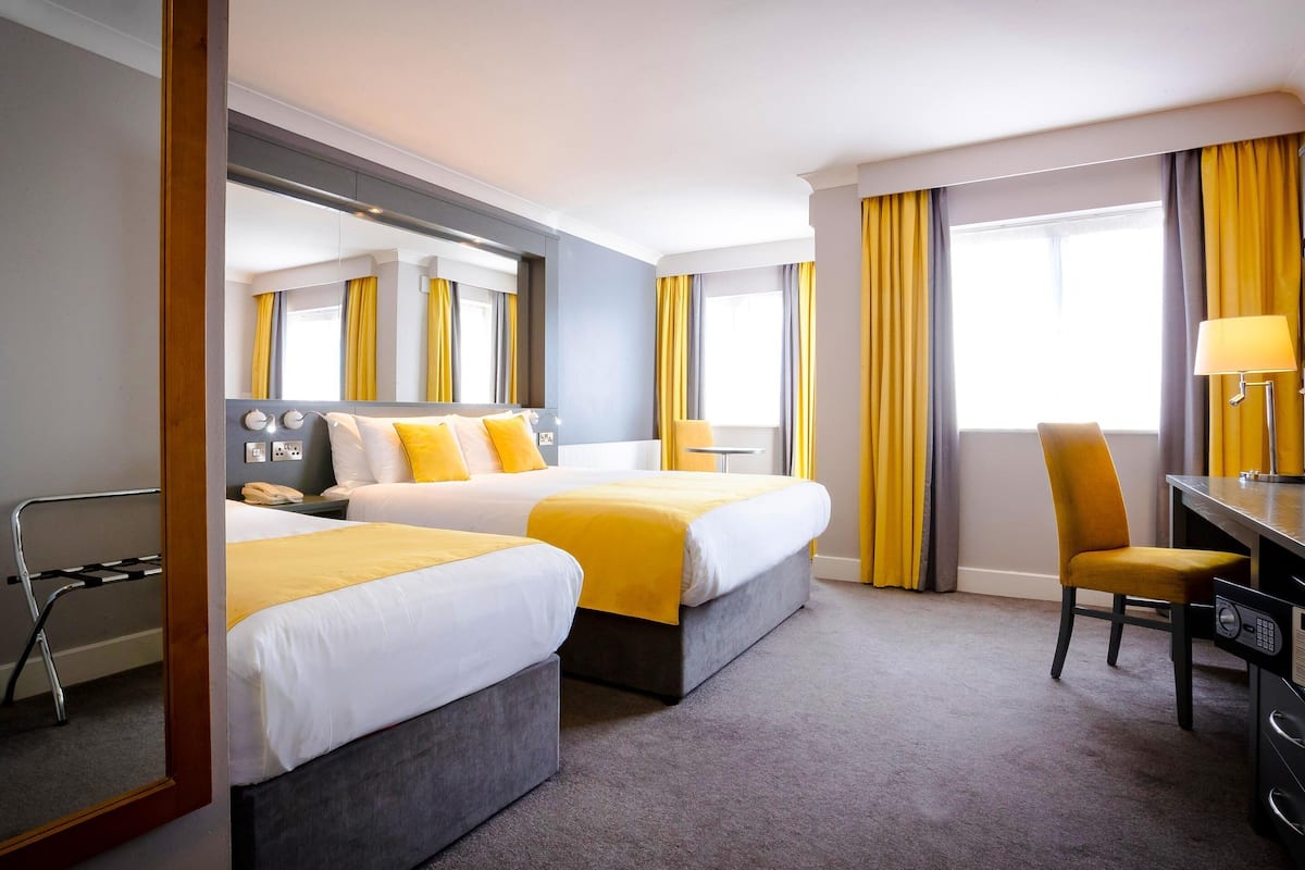 1 bedroom, in-room safe, individually decorated, individually furnished