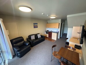 Apartment, 1 Bedroom | Living area