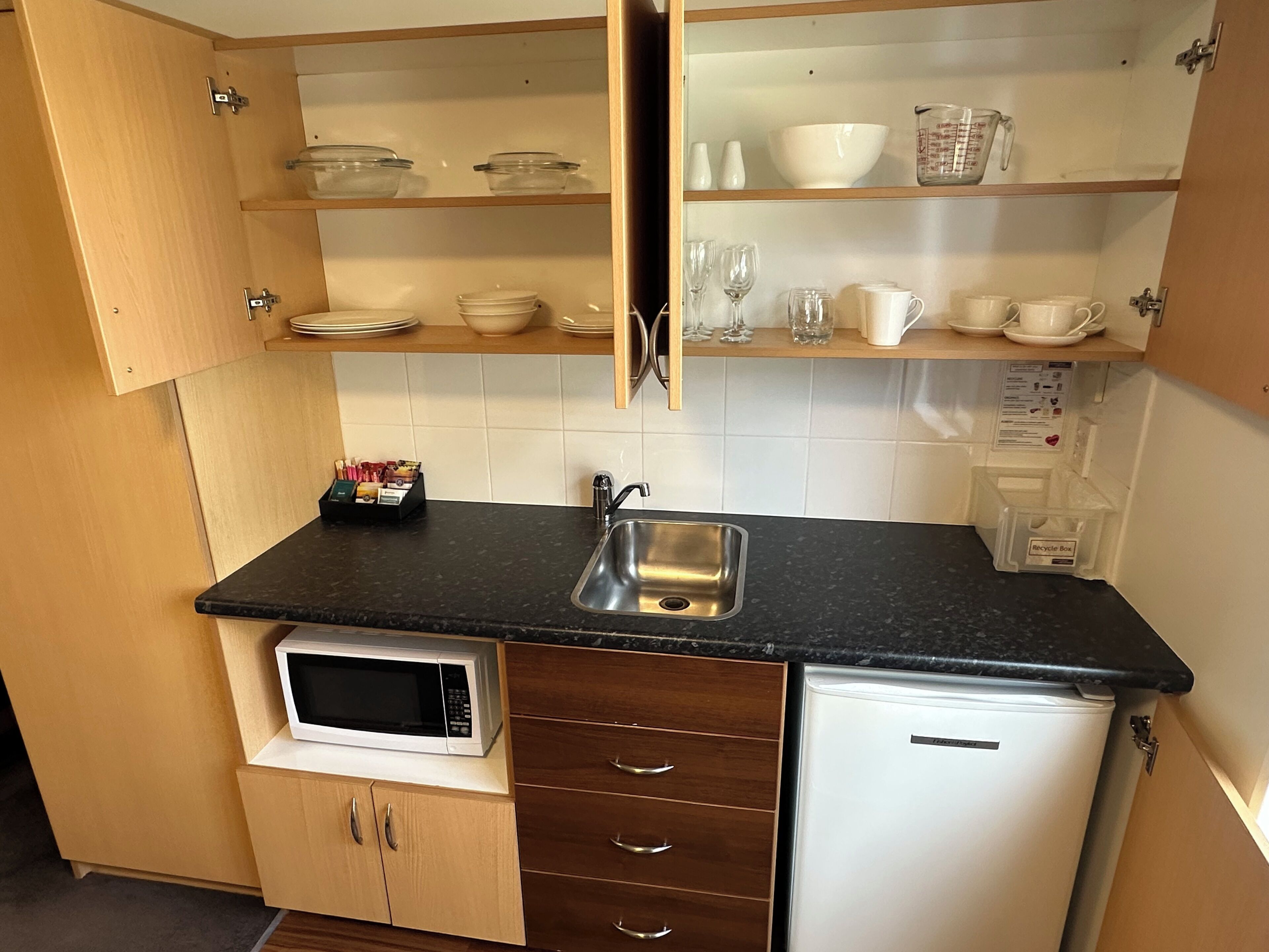 Fridge, microwave, coffee/tea maker, electric kettle