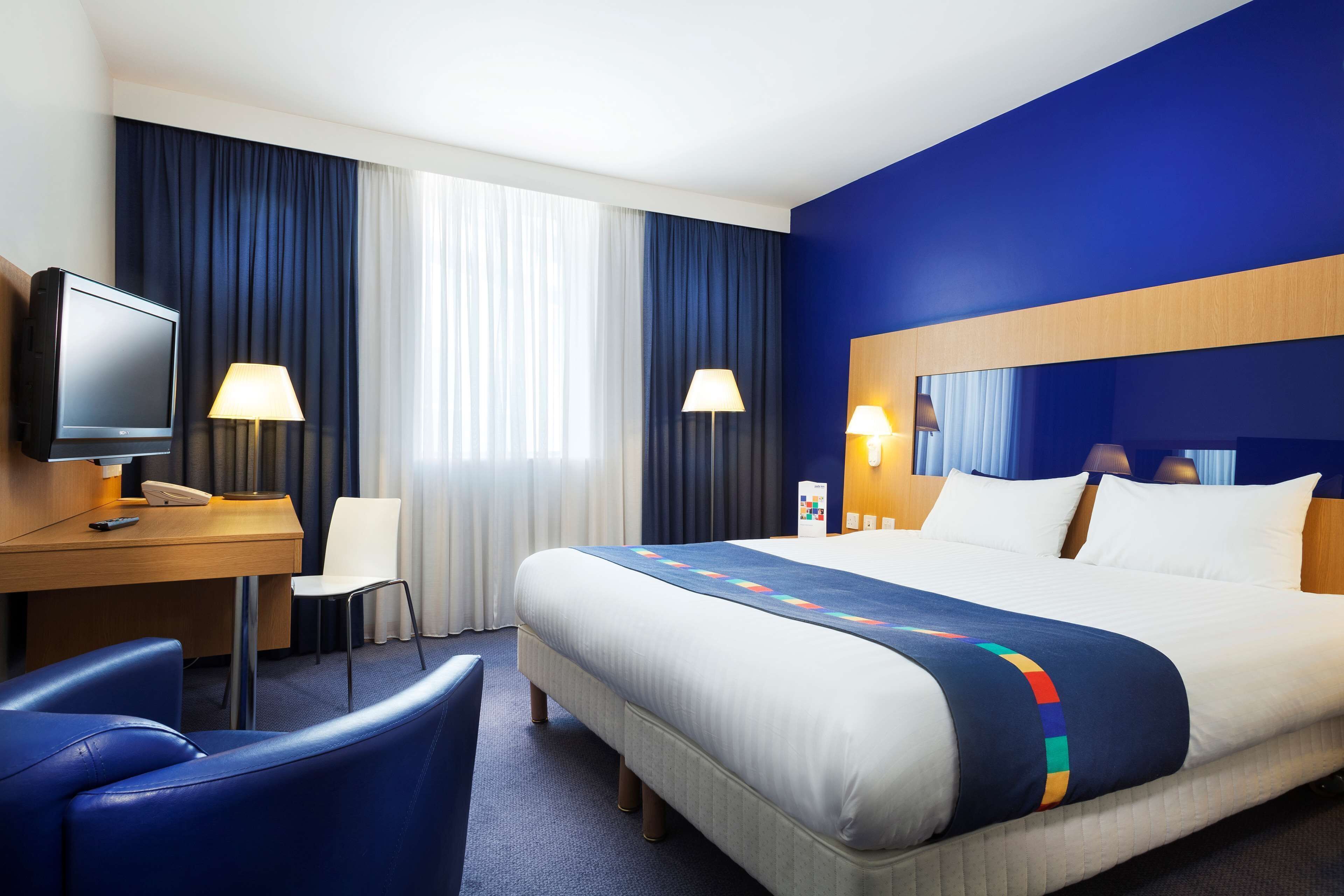 In-room safe, desk, laptop workspace, blackout drapes