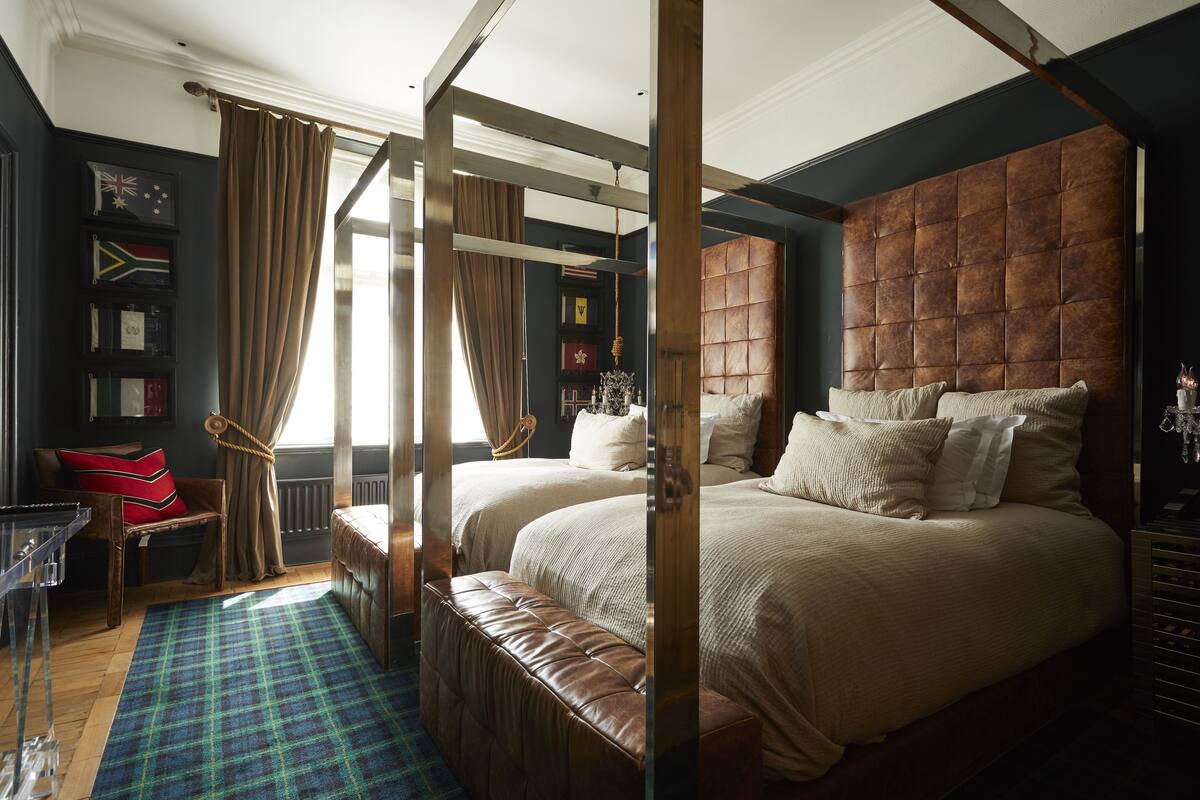Chambre Supérieure avec lits jumeaux