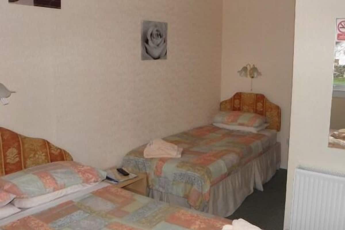 Family Room, Ensuite