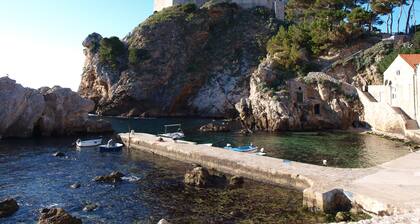 MirÓ Studio Apartments