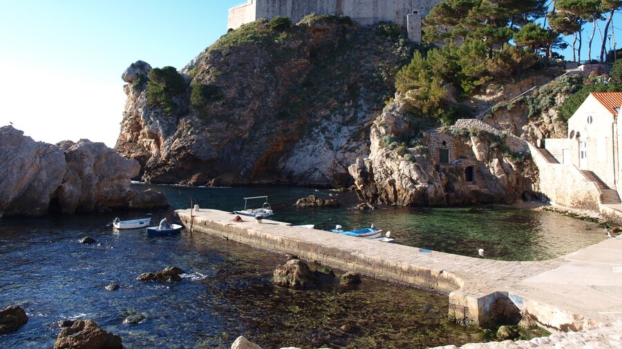 ミロ スタジオ アパートメンツ