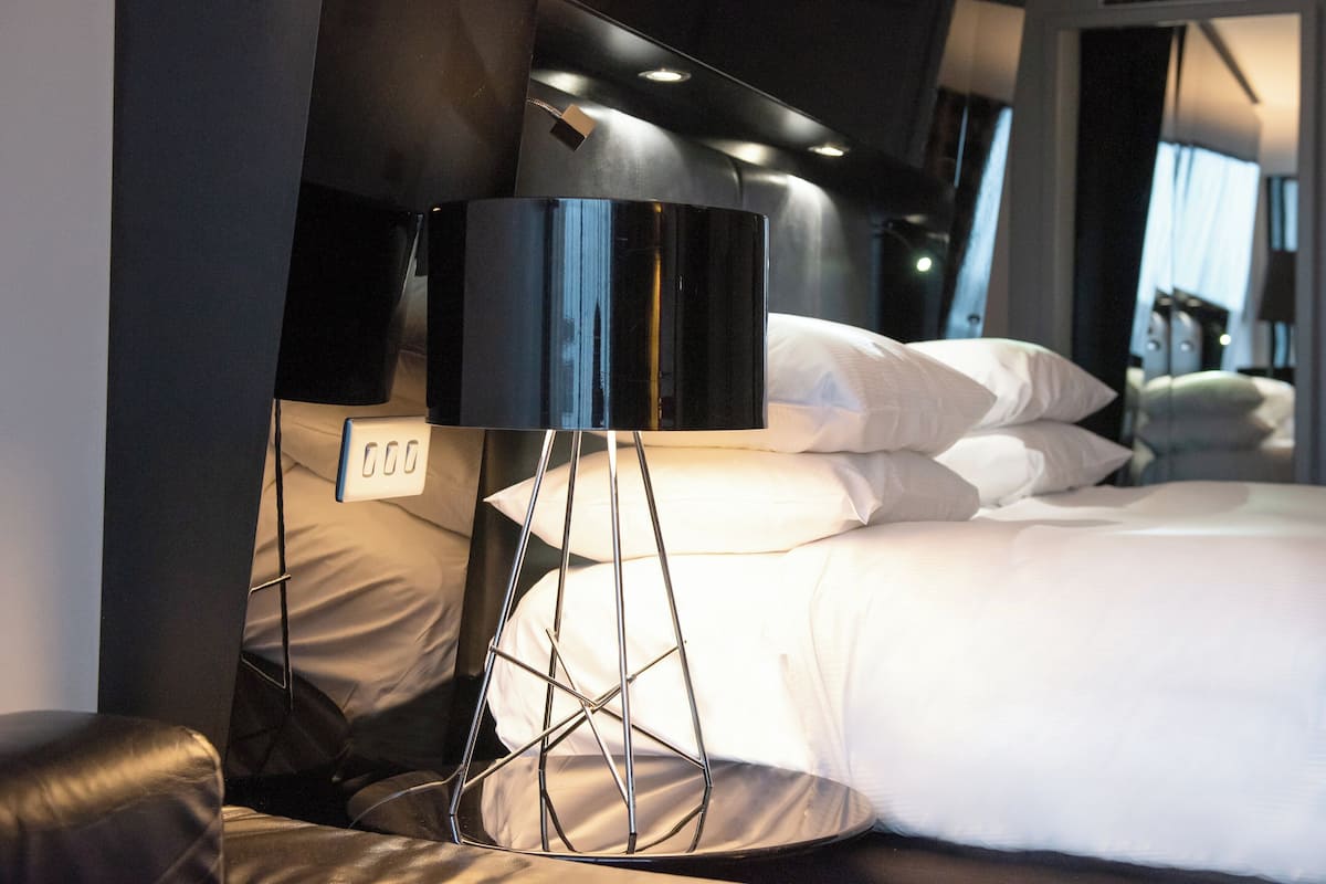 Club suite, 1 kingsize bed (Club Floor) | Kamervoorziening