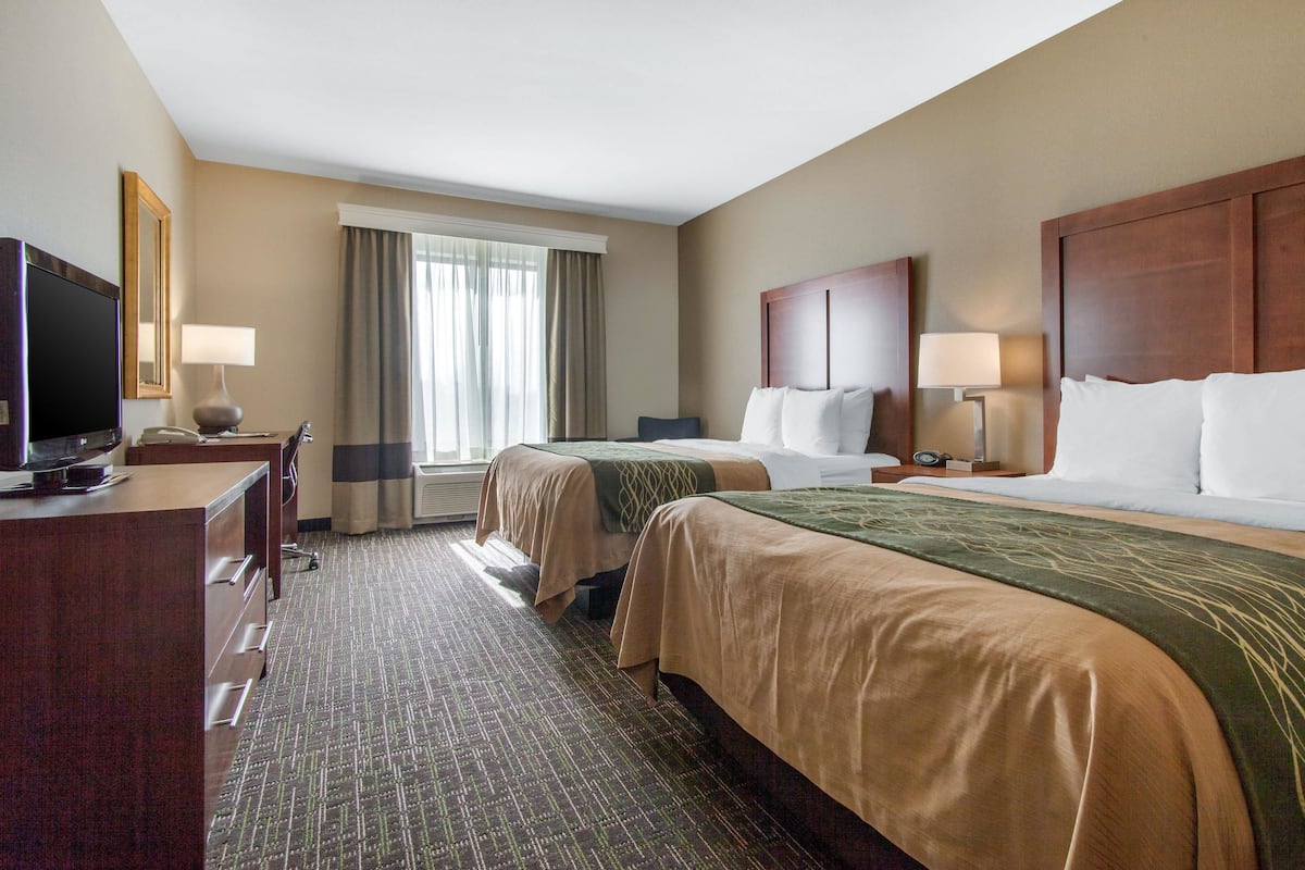 down duvets, pillow-top beds, desk, blackout curtains