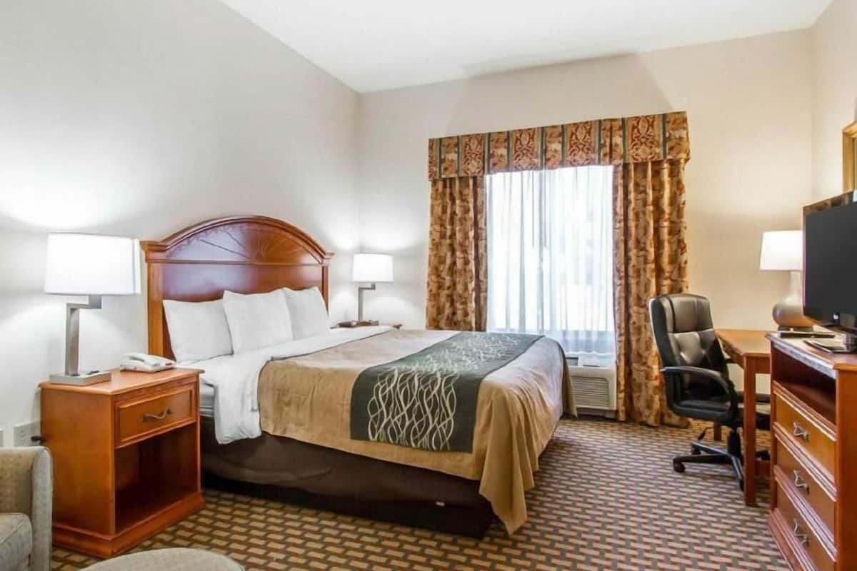 Down duvets, pillow-top beds, desk, blackout curtains