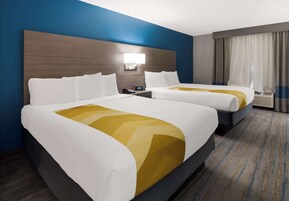 In-room safe, desk, iron/ironing board, cribs/infant beds