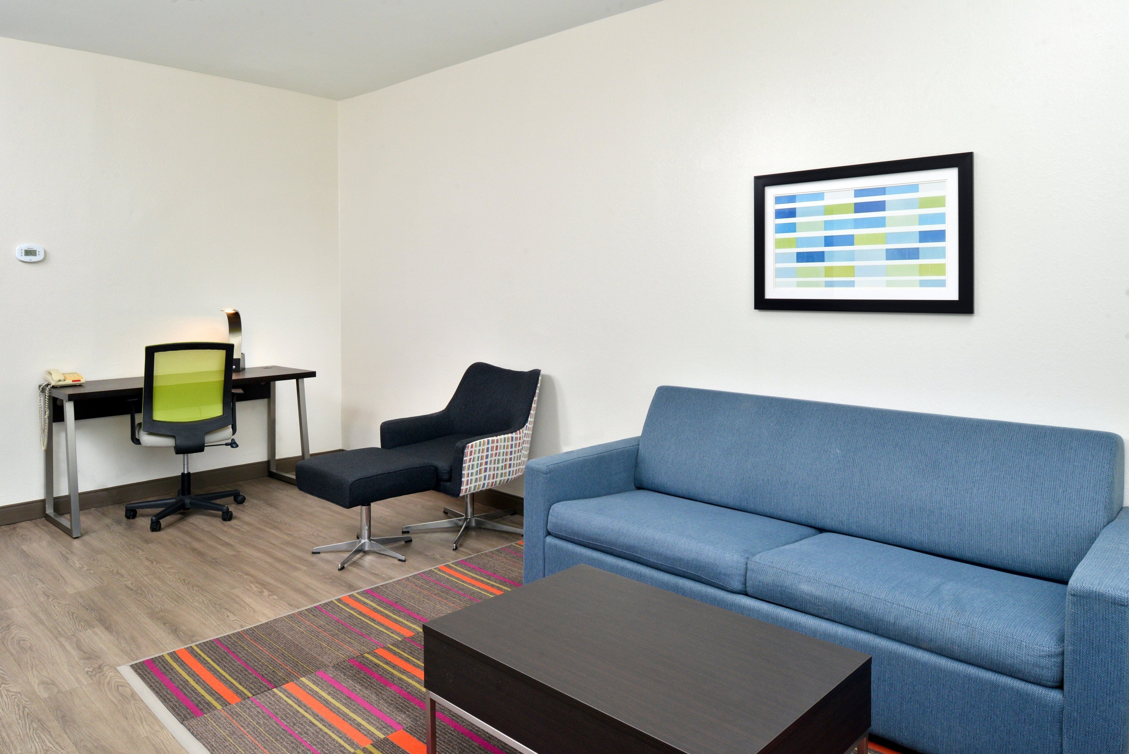 suite, 1 bedroom | premium bedding, pillow-top beds, in-room safe, desk