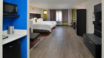 Suite, 2 Double Beds, Accessible (Mobility, Accessible Tub) | Premium bedding, pillow-top beds, in-room safe, desk