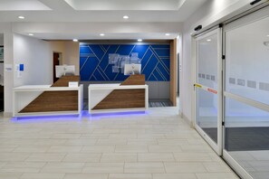 บริเวณประตูทางเข้า