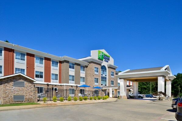 Exterior - Holiday Inn Express & Suites Carthage by IHG (Carthage)