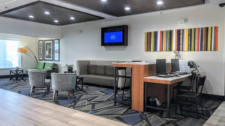 Holiday Inn Express & Suites Hearne by IHG