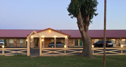 Green Bird Inn