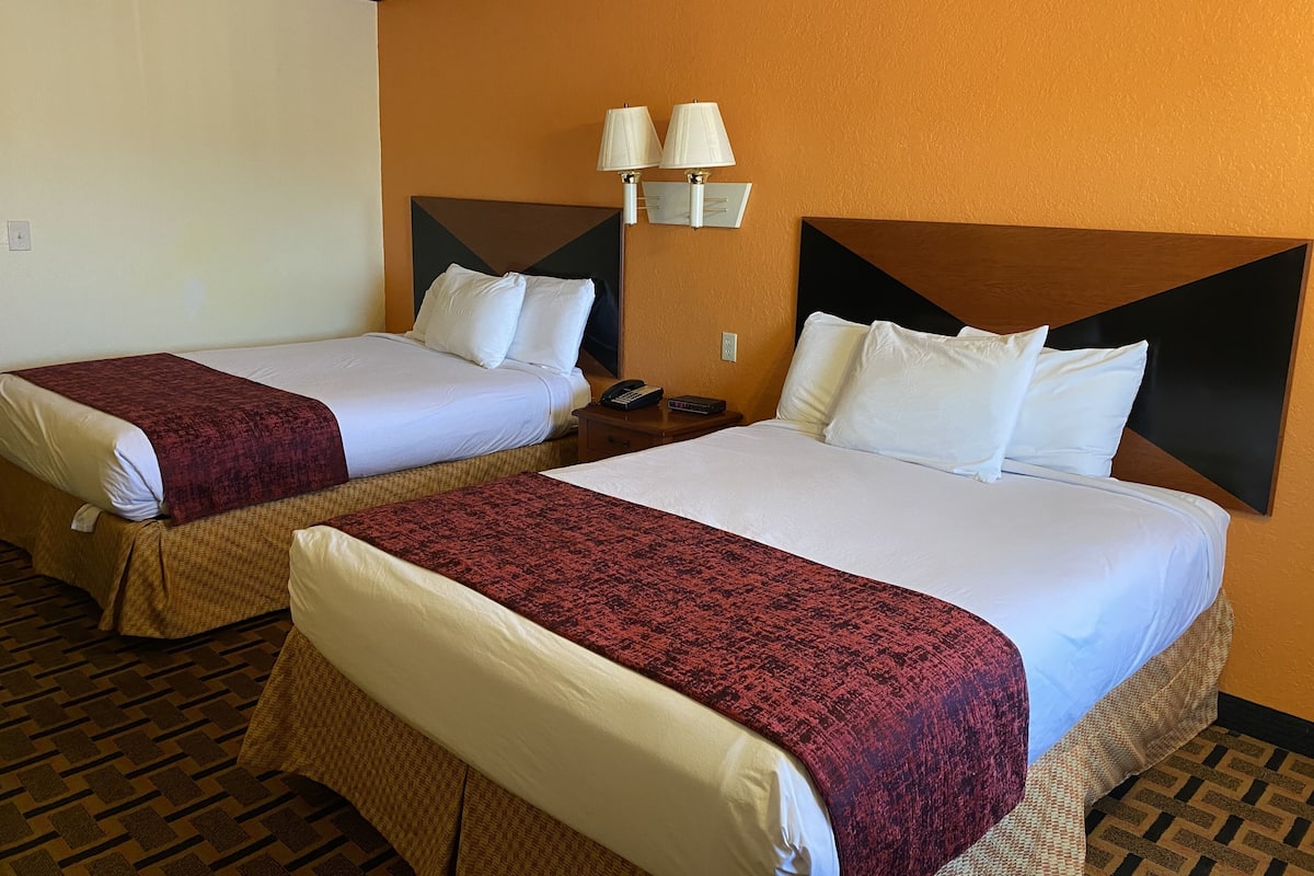 Standard Double Room (Non Smoking) | Desk, blackout drapes, iron/ironing board, free WiFi