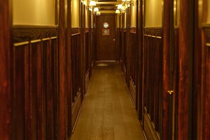Vestibule
