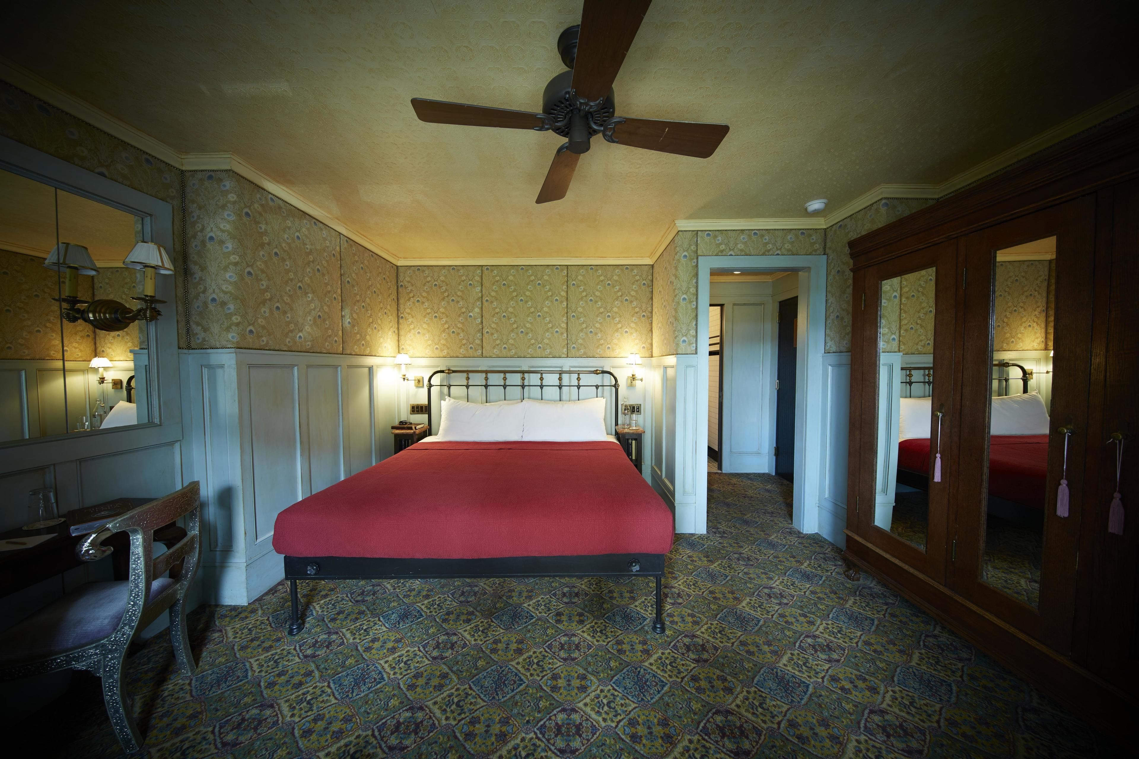 captain's cabin | premium bedding, in-room safe, iron/ironing board, free wifi