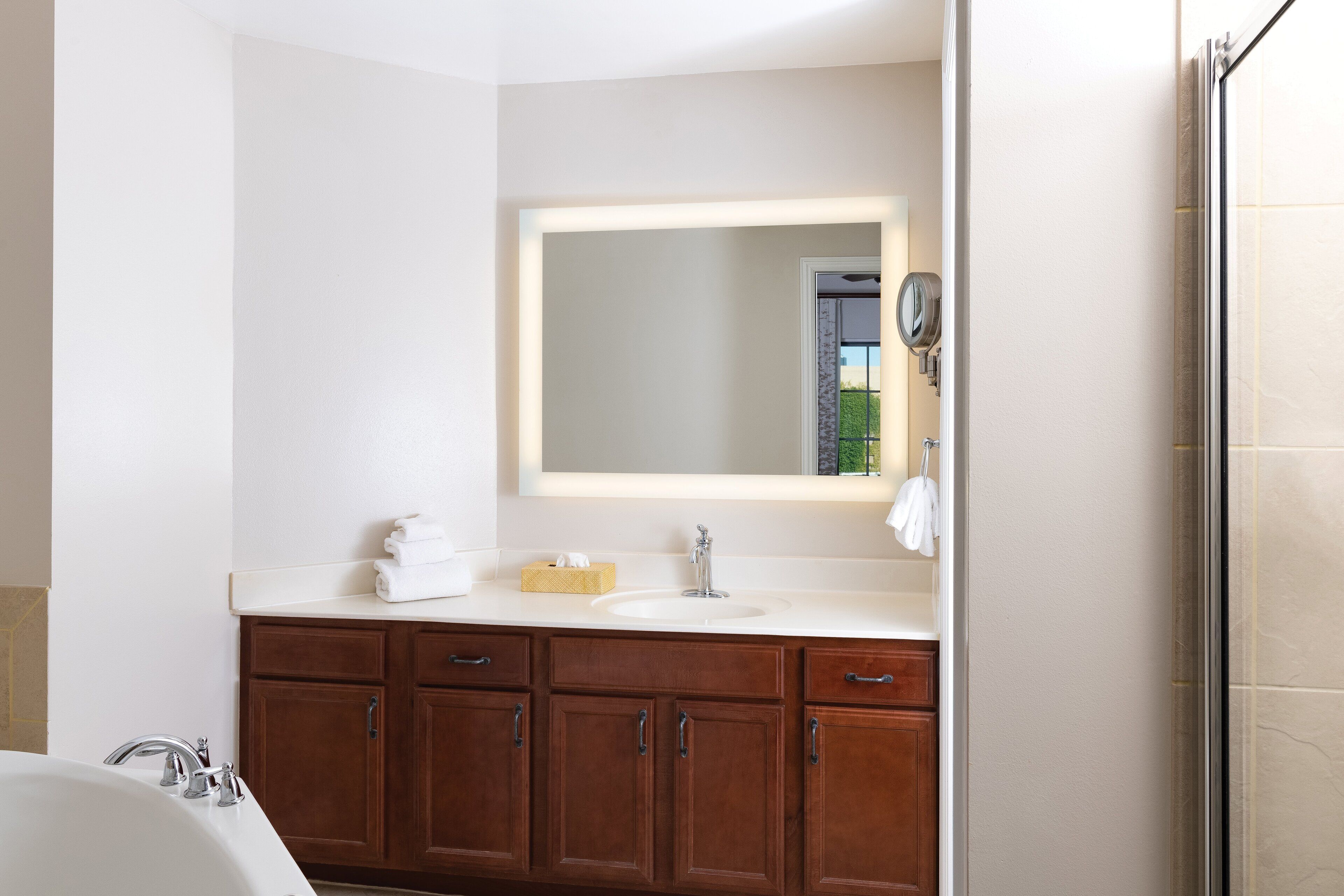 standard condo, 1 bedroom, non smoking, kitchen | bathroom | combined shower/bathtub, free toiletries, hair dryer, towels