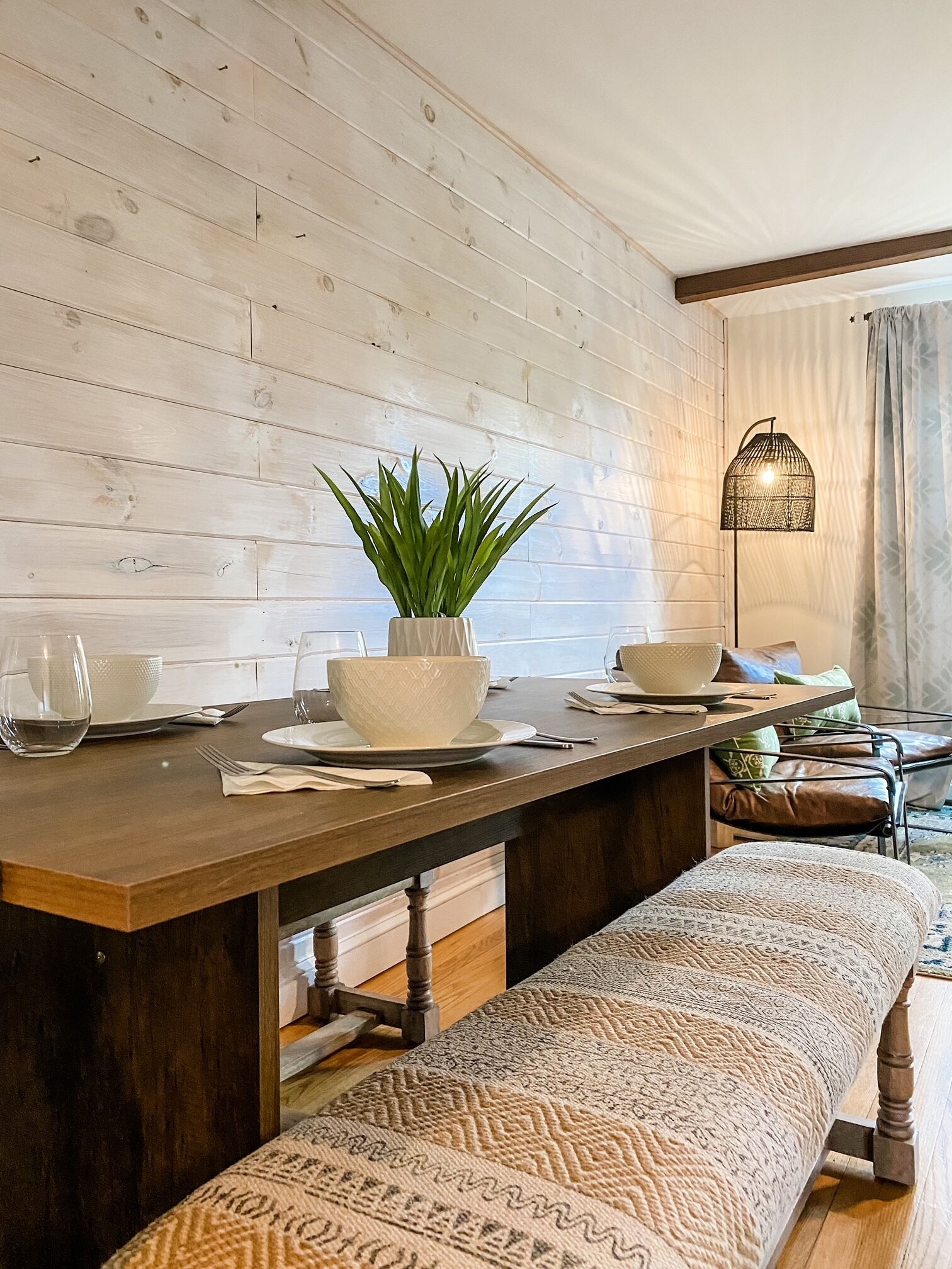 suite, 3 bedrooms, private bathroom | living area | 32-inch flat-screen tv with cable channels, dvd player