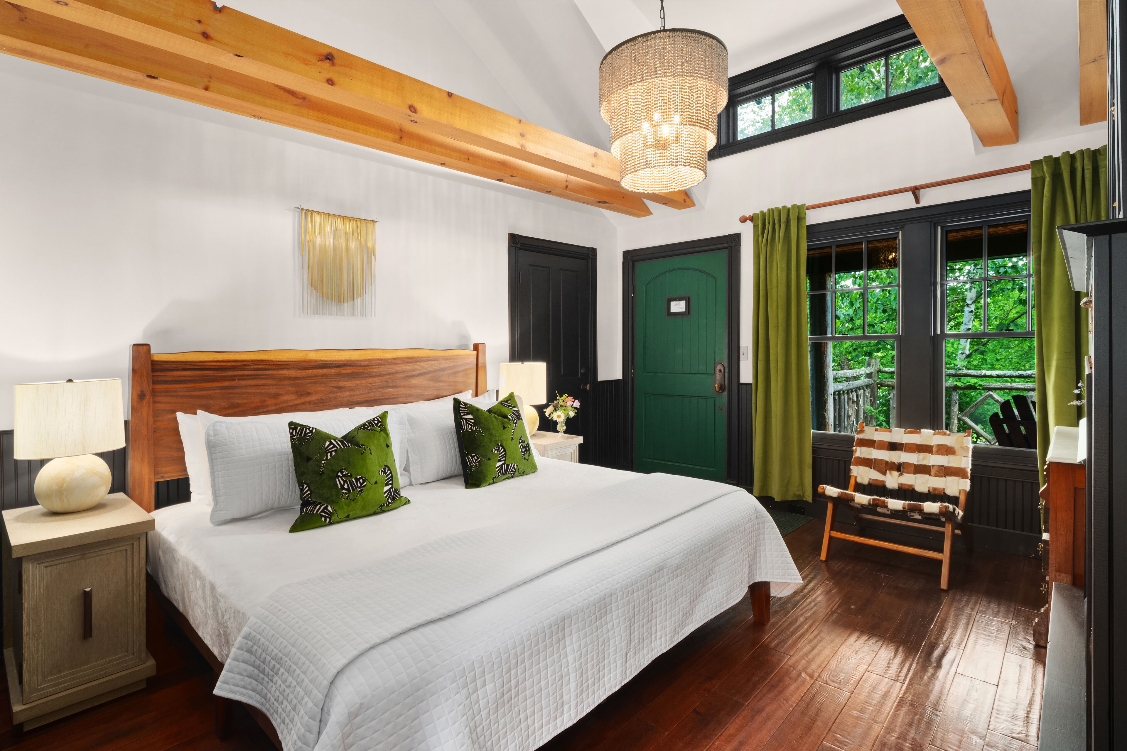客房, 獨立浴室 (Deluxe East Lodge Room) | 高級寢具、床單