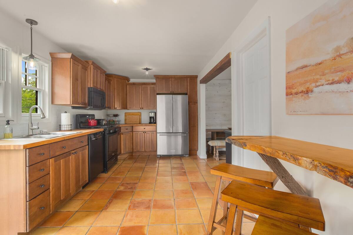 suite, 3 bedrooms, private bathroom | private kitchen