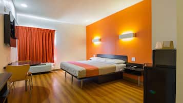 Free WiFi, bed sheets