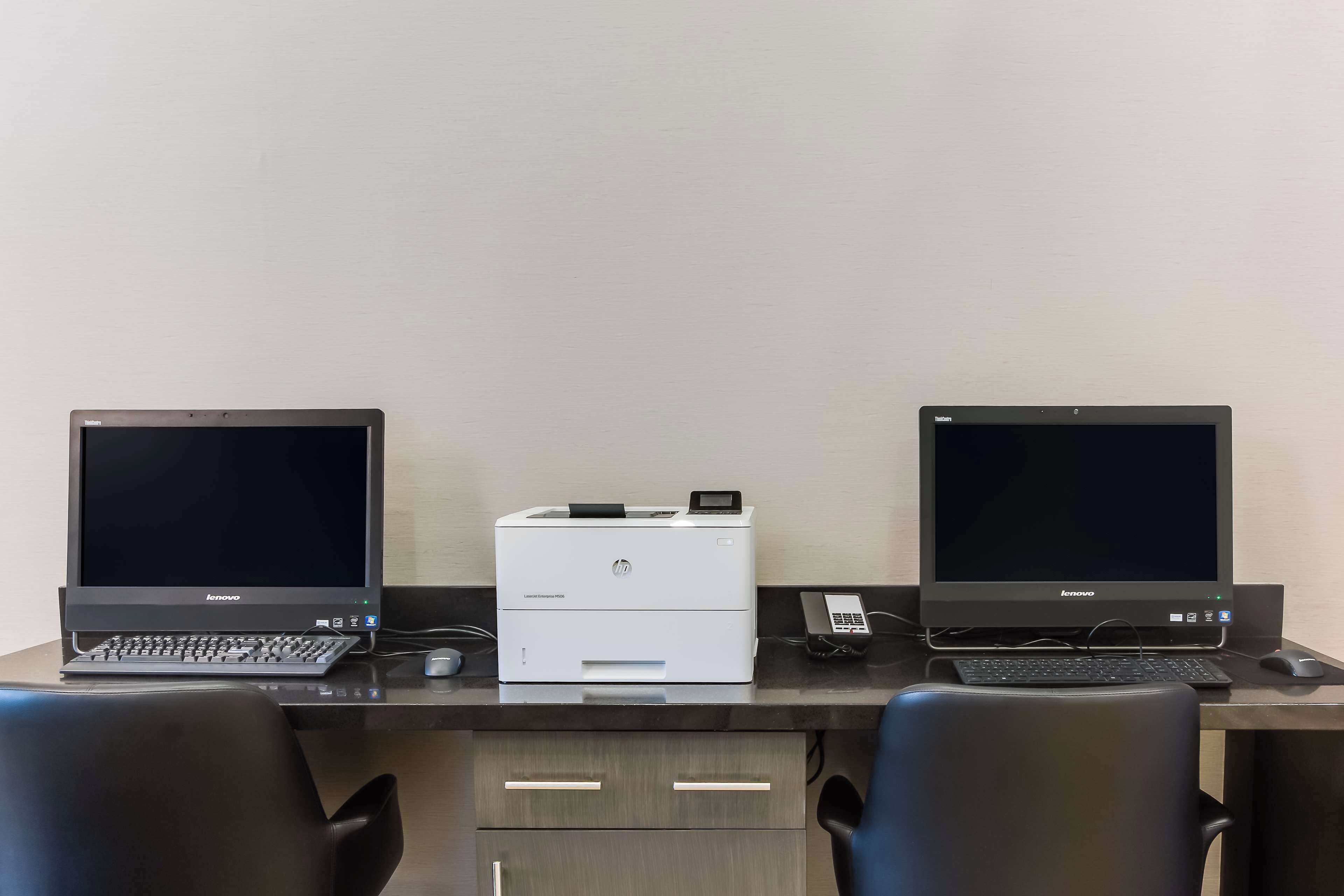 premium bedding, in-room safe, individually furnished, desk